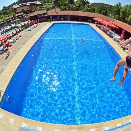 Hotel Комплекс Куклите Carewa Liwada Zewnętrze zdjęcie