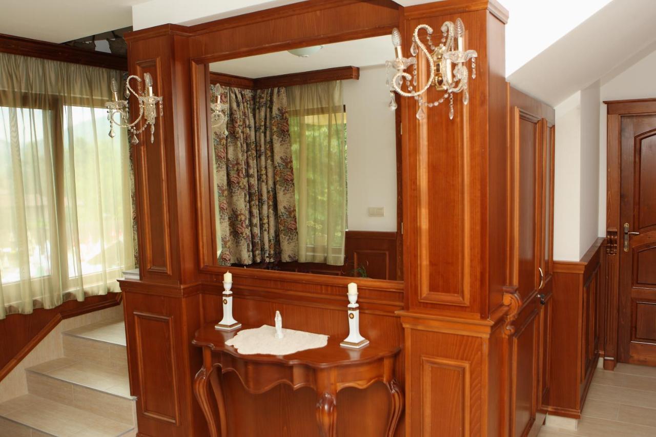 Hotel Комплекс Куклите Carewa Liwada Zewnętrze zdjęcie