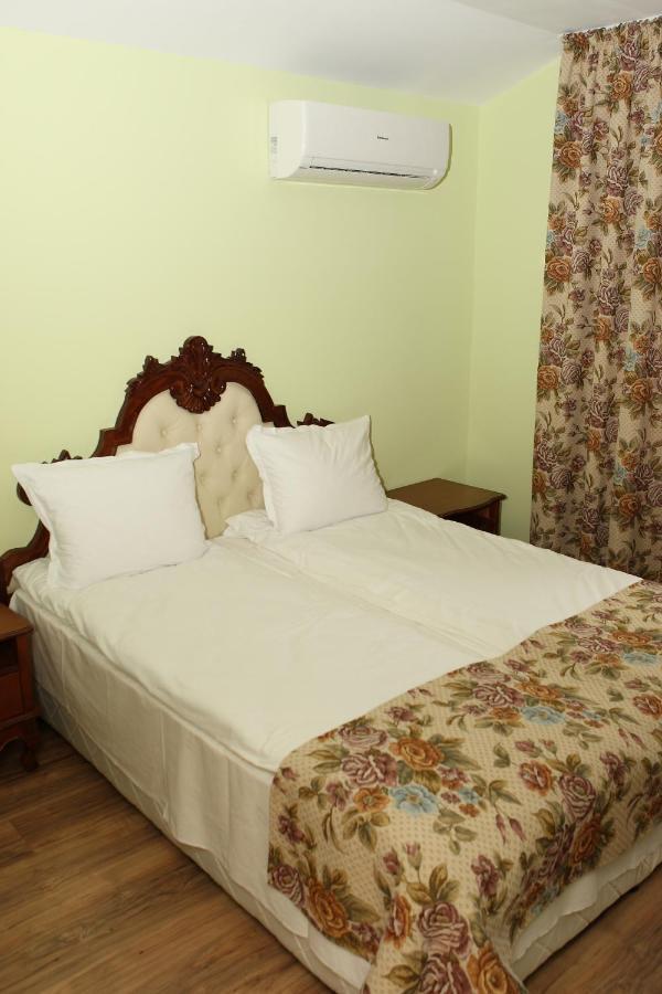 Hotel Комплекс Куклите Carewa Liwada Zewnętrze zdjęcie