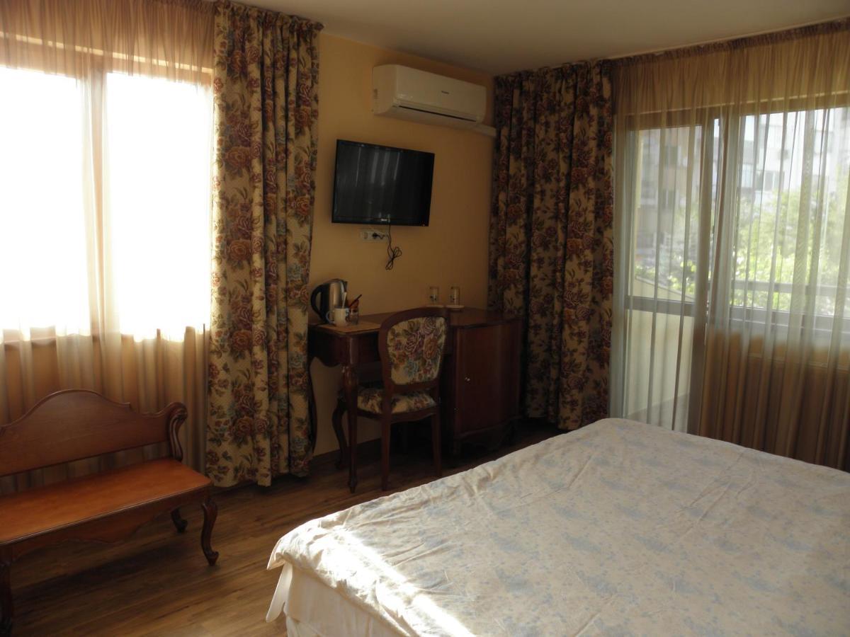 Hotel Комплекс Куклите Carewa Liwada Zewnętrze zdjęcie